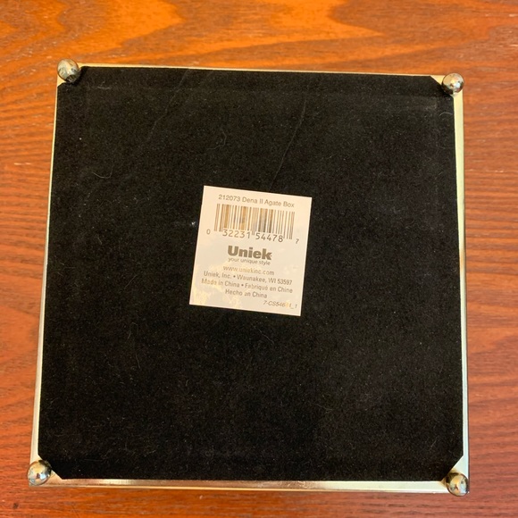 Uniek Dena II Agate Box - Picture 10 of 11